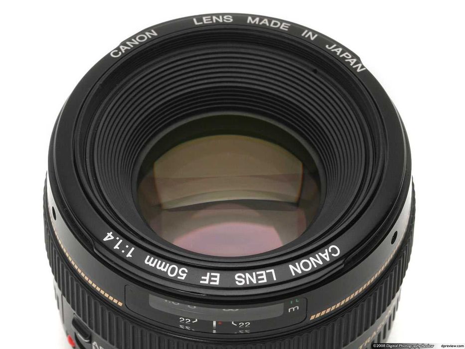 ! Canon EF 50mm F1.4 USM светлосилен нормален тих обектив + сенник !