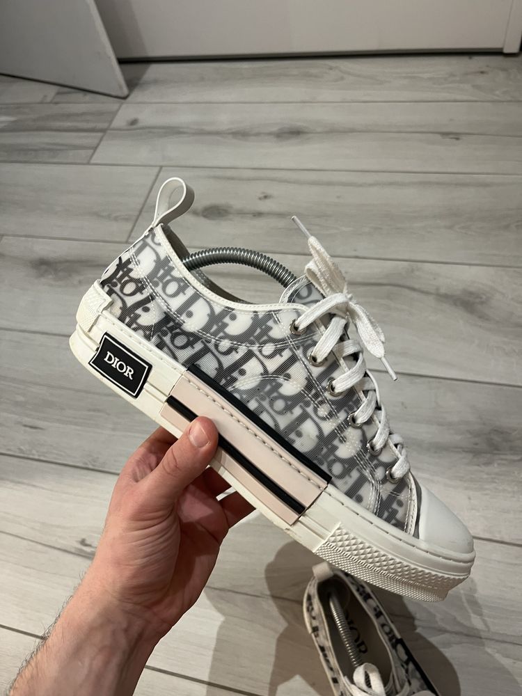 Мъжки обувки Dior