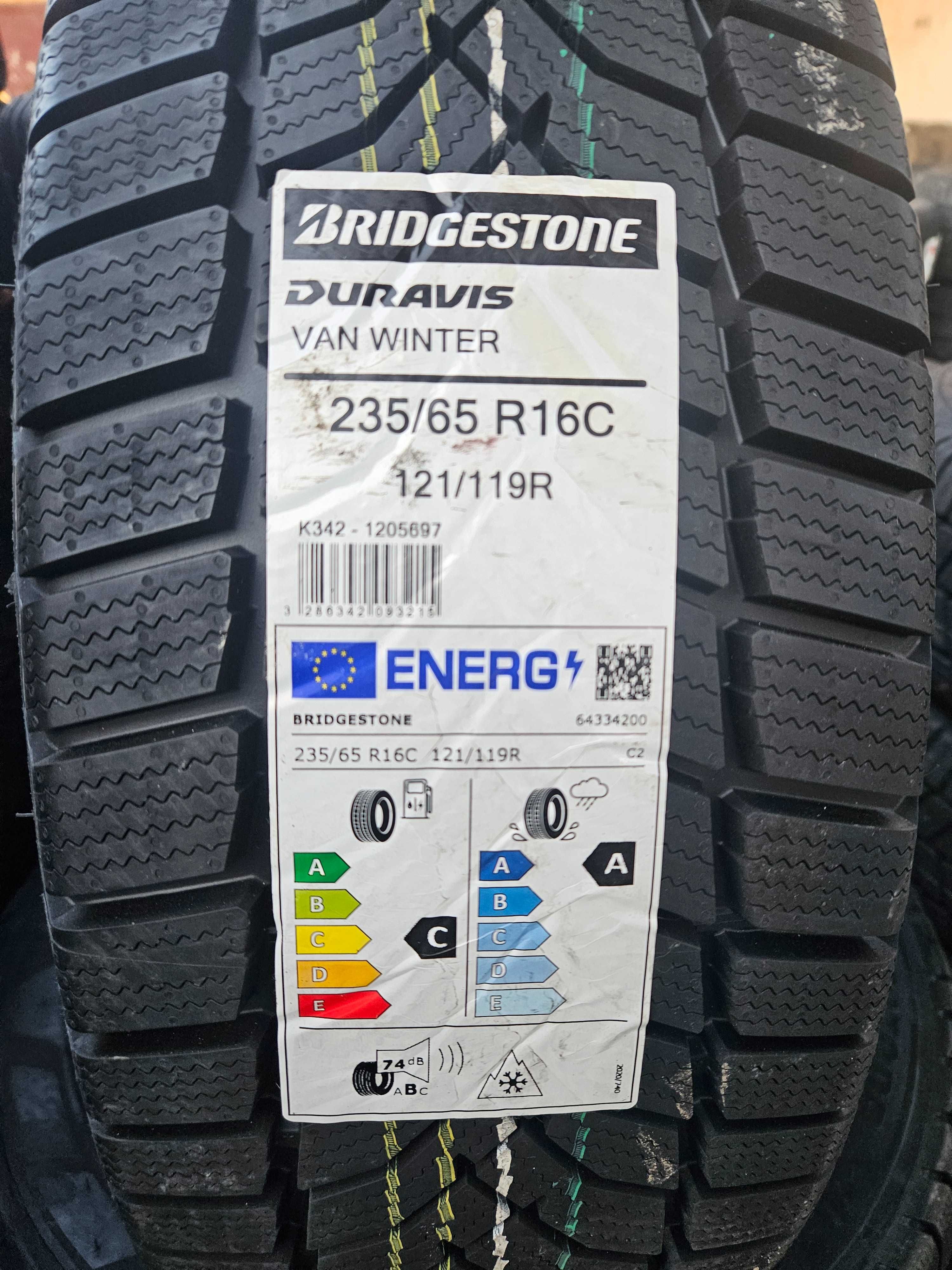 4 Нови бусови гуми 235/65 R16C Bridgestone Duravis VanWinter 121R 10PR