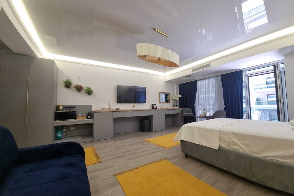 Studio White Titanic Mamaia Nord