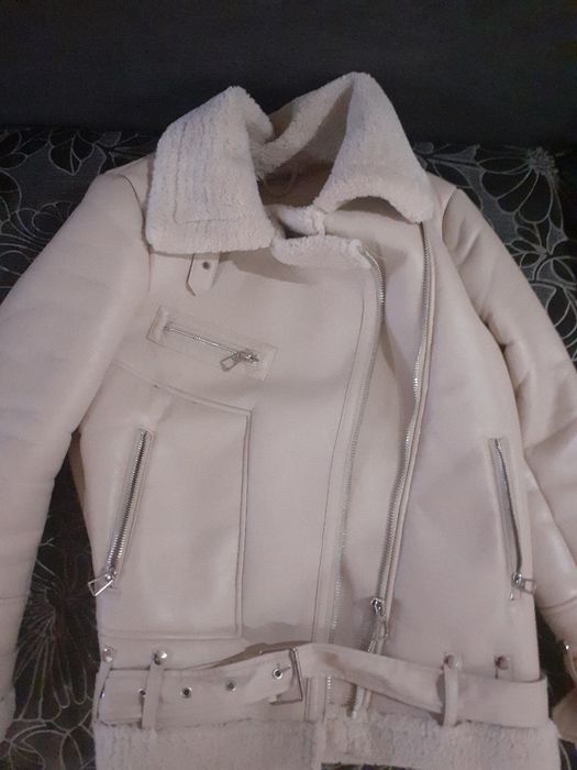 Продам дубленку в отличном состоянии