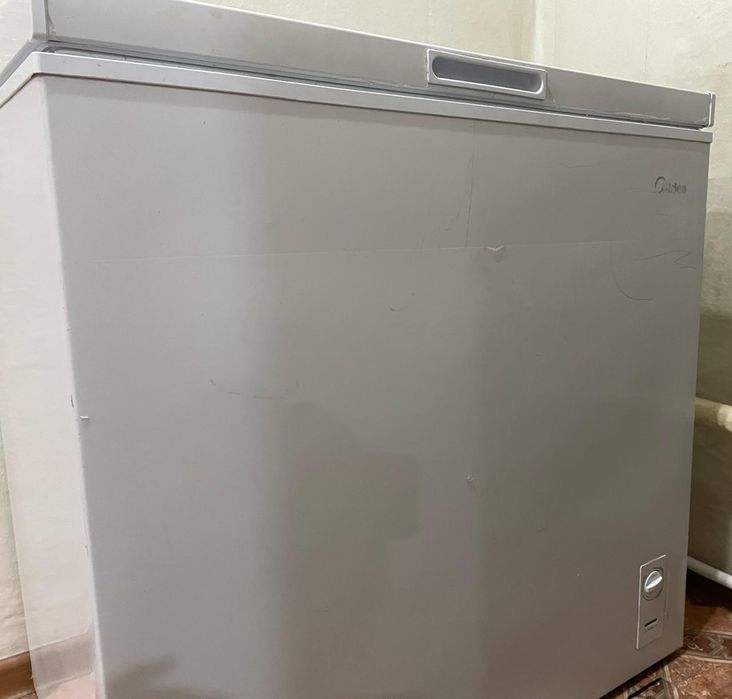 Продам морозильник