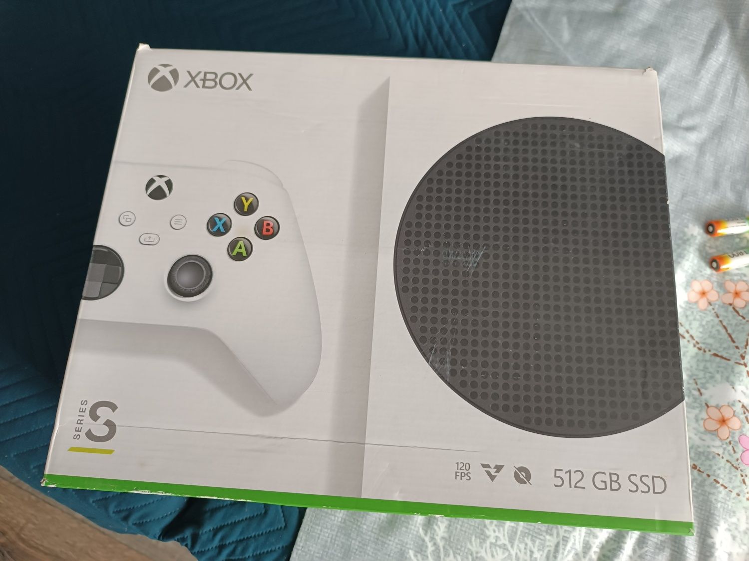 Продам X box Series S