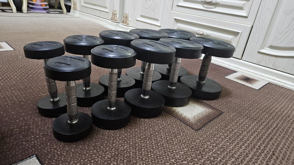 Gantel sotiladi rezina zavod xolati ideal