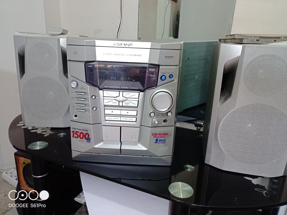 SHARP музыкальный центр