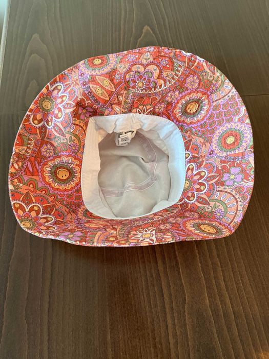 Нова шапка с периферия BILLABONG