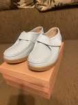 Pantofi de piele
