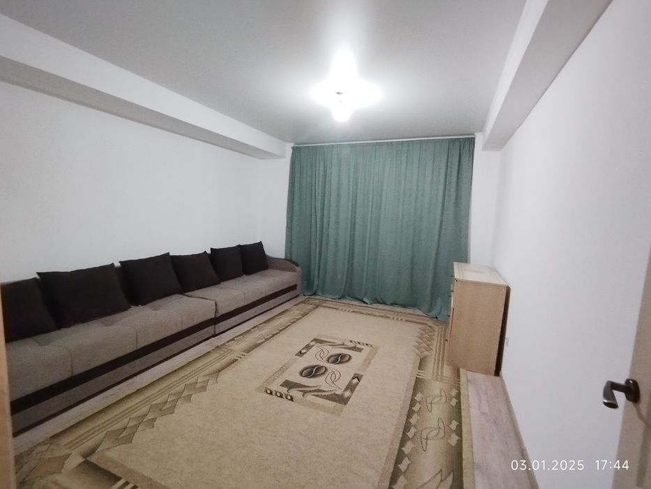 Продам 2 комнатную квартиру возле Алма сити 5. По ул. Алтын орда.