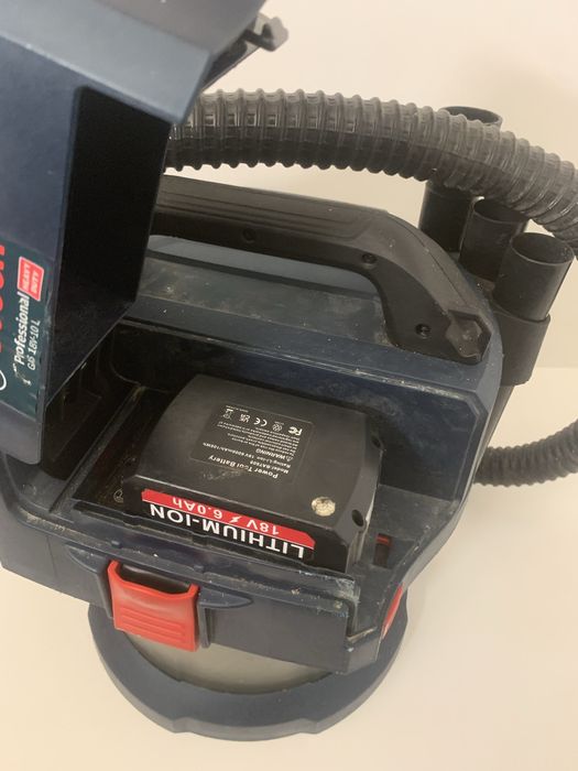 Bosch GAS 18V-10L aspirator