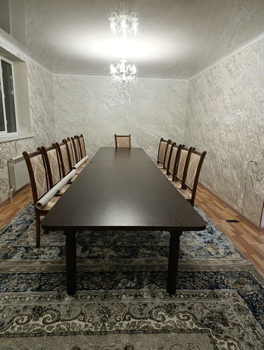 Продам стол и стулья