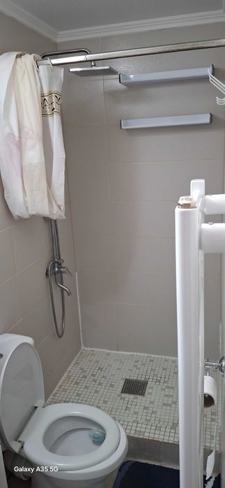 Inchiriez garsoniera Conf1 la Casa