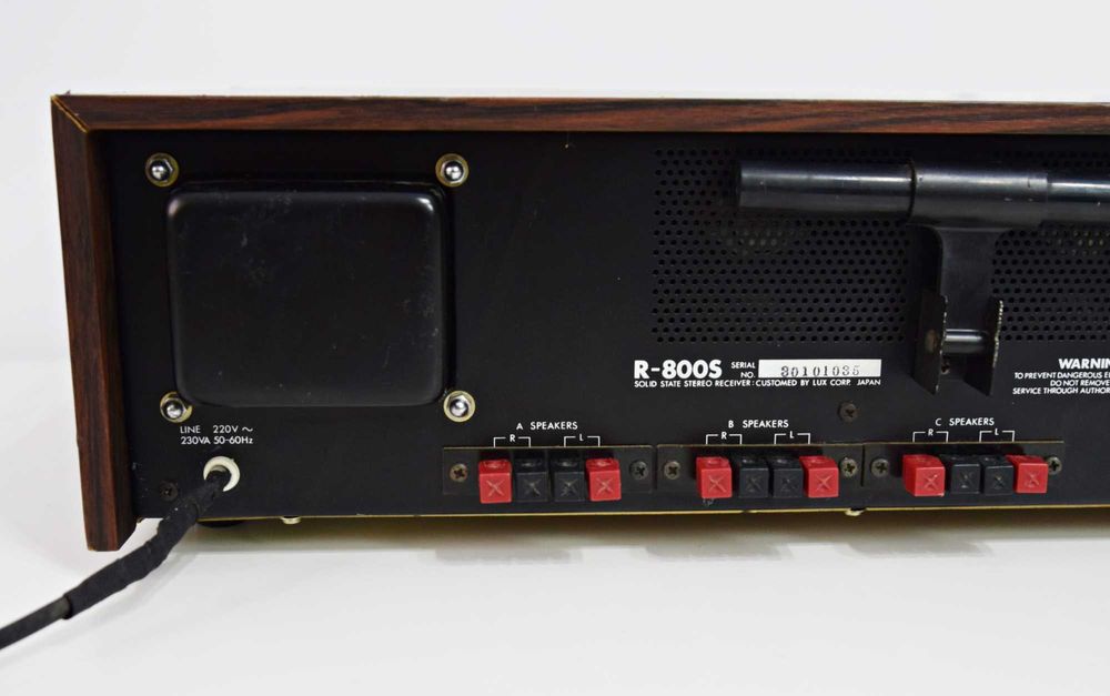 Amplituner Luxman R-800S, amplificator