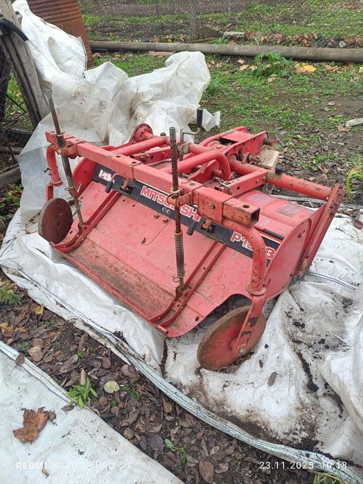 продавам трактор