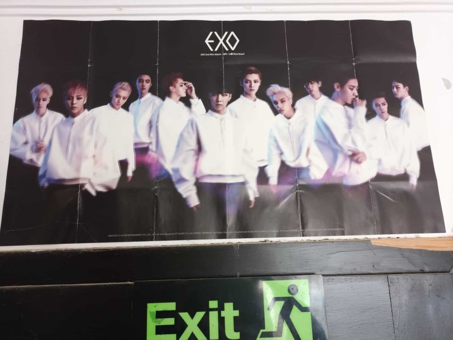 X1 ,KNK ,IKON,EXO,BTS Официални плакати