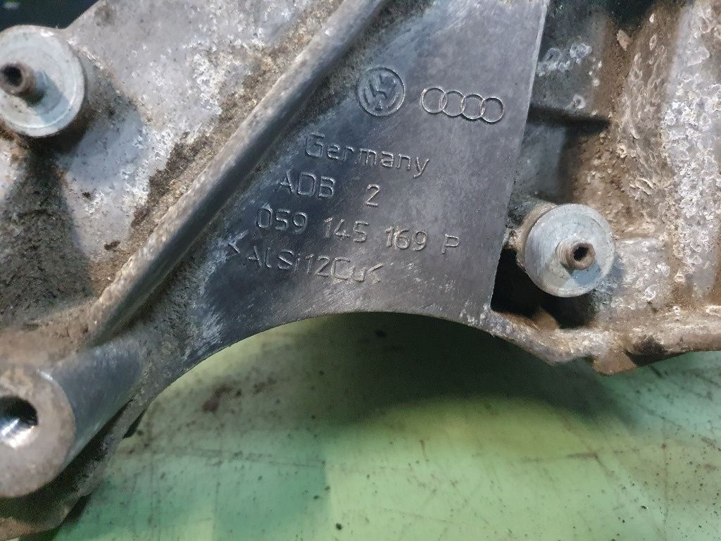 Suport pompa servodirectie  AUDI A6/S6 III Saloon 4F2, C6 2004 - 2011, Sedan 3.0 TDI quattro BMK 059145169P
