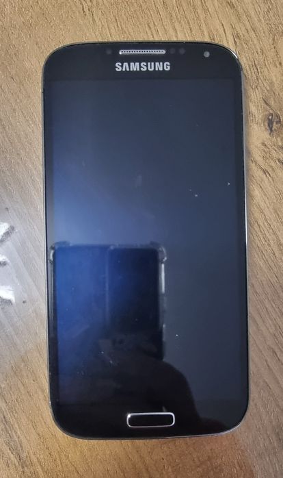 Телефон Samsung S4