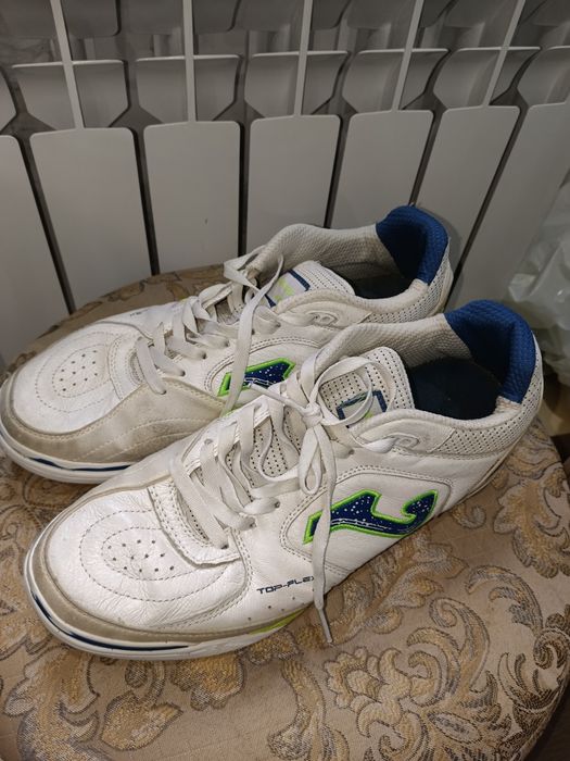 Футзалка продам б/у