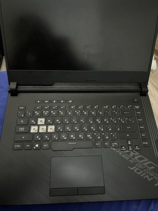 Ноутбук на запчасти