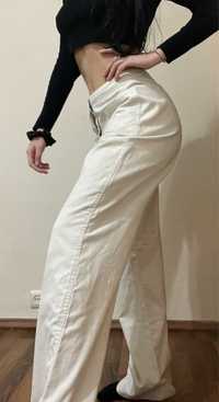 Pantaloni beige