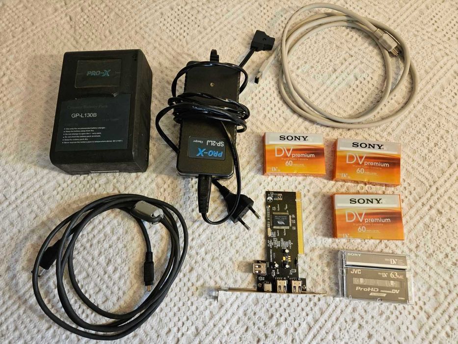 Видеокамера JVC GY-HD200    -  HDV 720p MiniDV