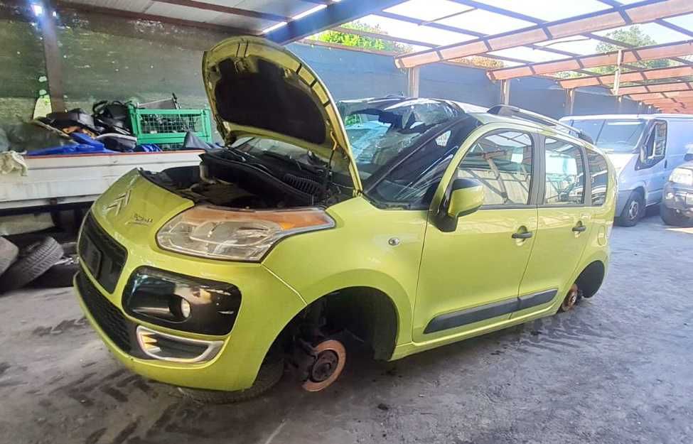 Ситроен  С3 Пикасо  1.6 HDI Citroen  Picaso – само на части