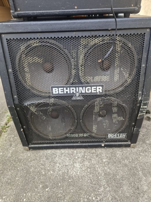 Vand sau schimb boxa cu amplificator