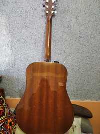Гитара cort в отличном состоянии  с запасной комплектом струн и чехлом