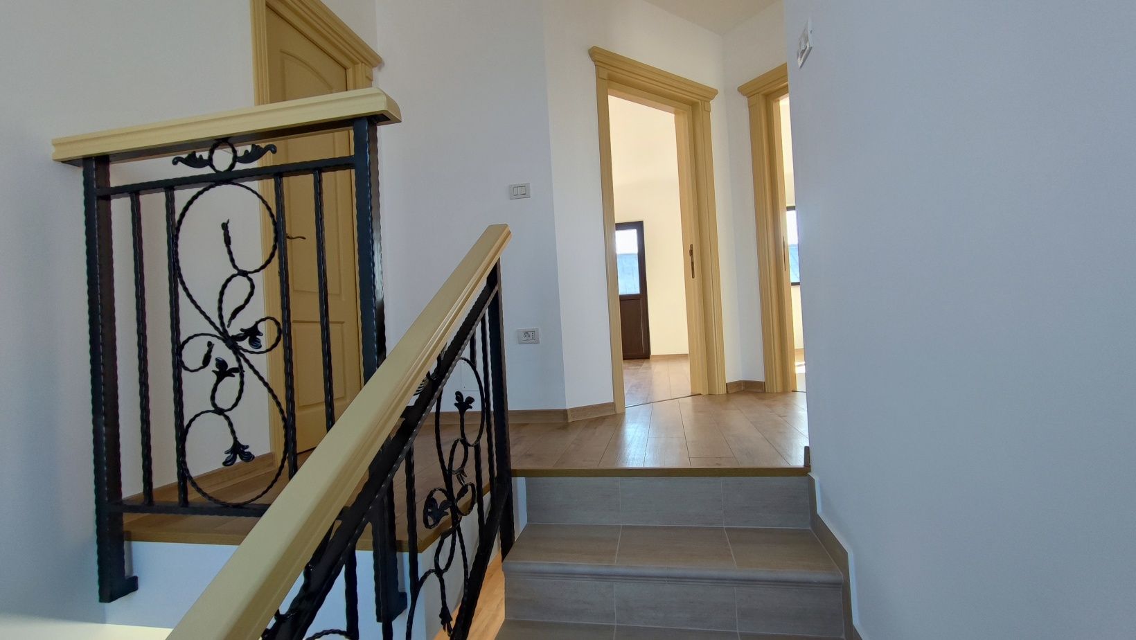 Casă Nouă în Botoșani ( zona liceu economic )