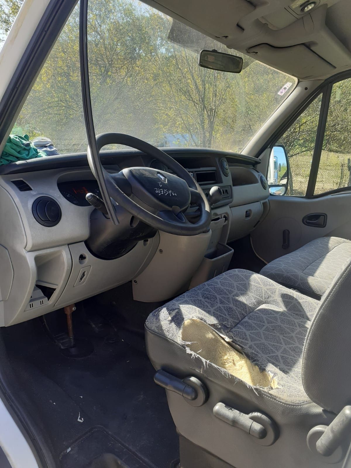 Renault master nebasculabil