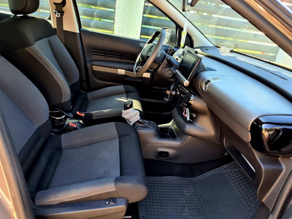 Vând citroen c4 cactus