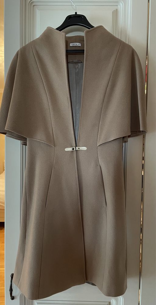 Capă Designer Sheia-model unicat mărimea S   100% lâna