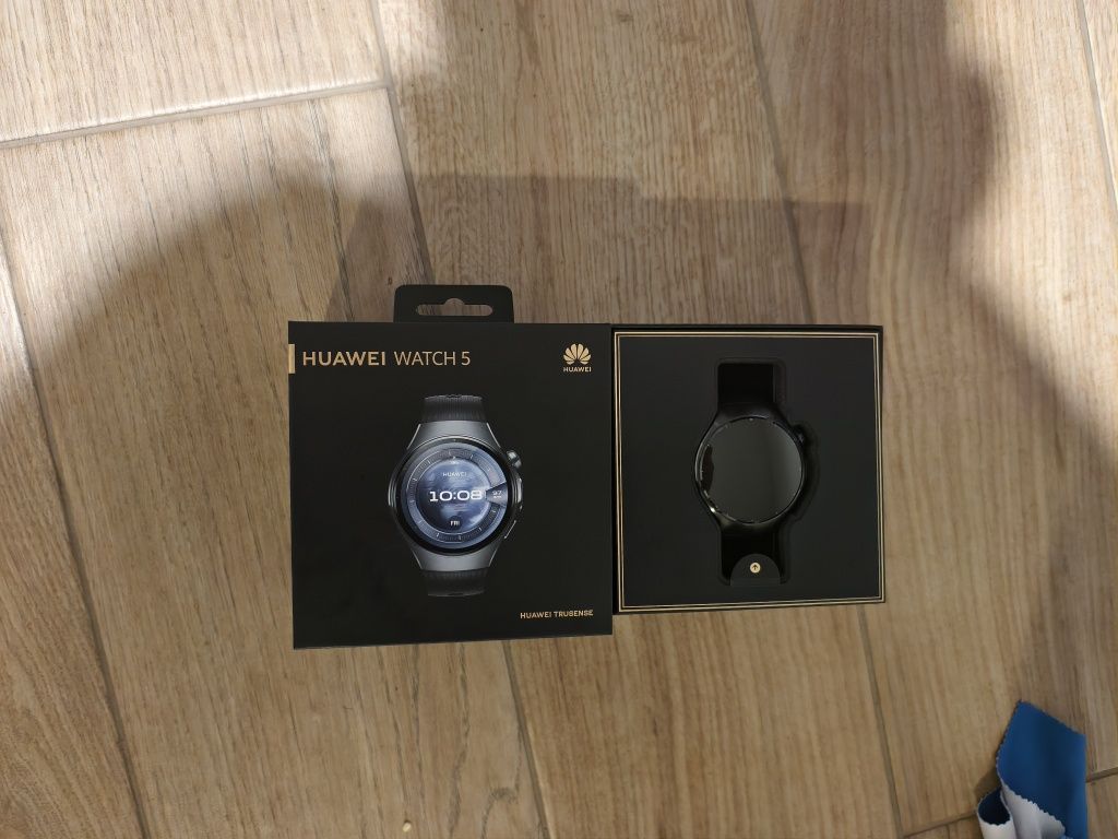Продавам Huawei watch 5 46mm