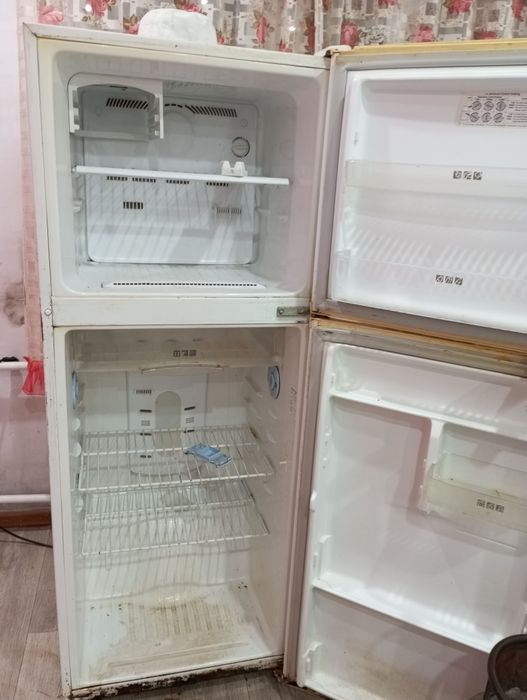 Продам холодильник