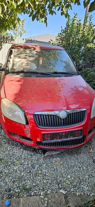 Dezmembrez skoda fabia