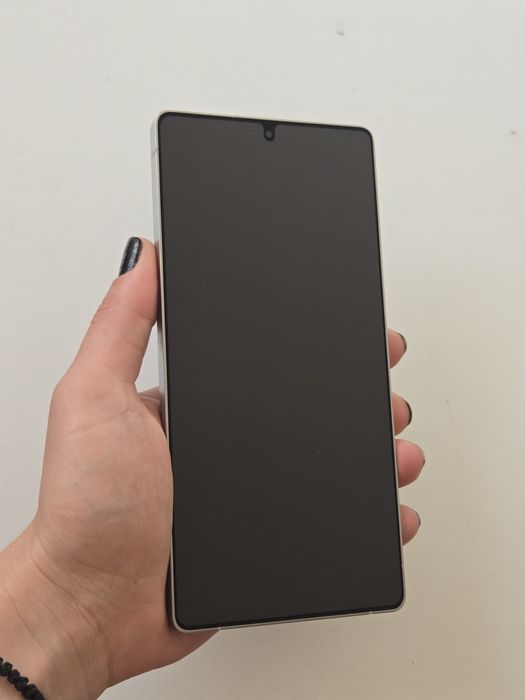 Vand/schimb Samsung S25 Ultra 256 gb