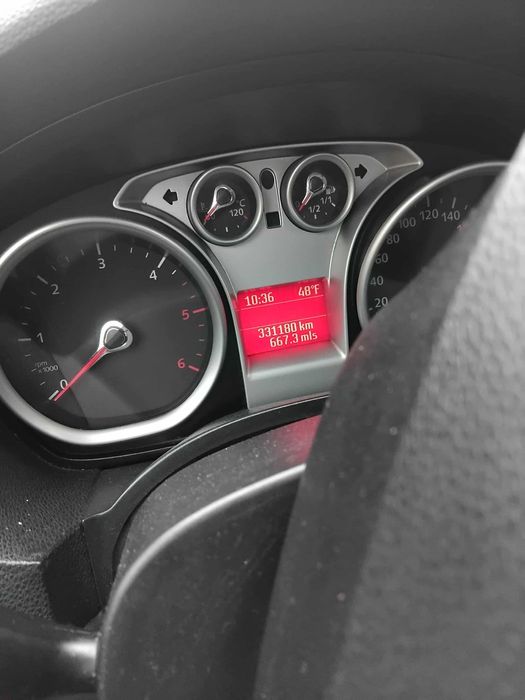 1400 € Vând Ford Cmax an 2008