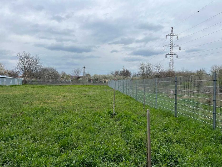 Teren ideal pentru casa ta - Vanatori/550 mp/ drum asfaltat/ utilități