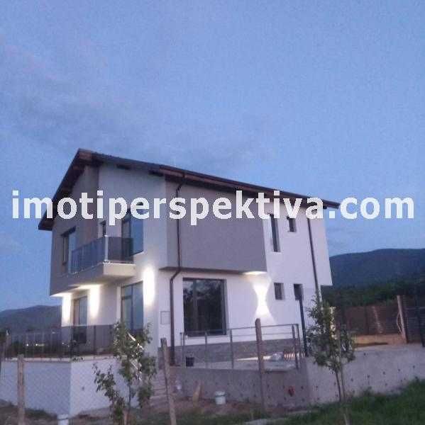 реф. 14173 Чисто нова къща в с. Брестник!