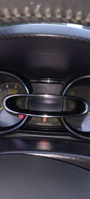 Renault Clio 4  1.5 dci an 2015