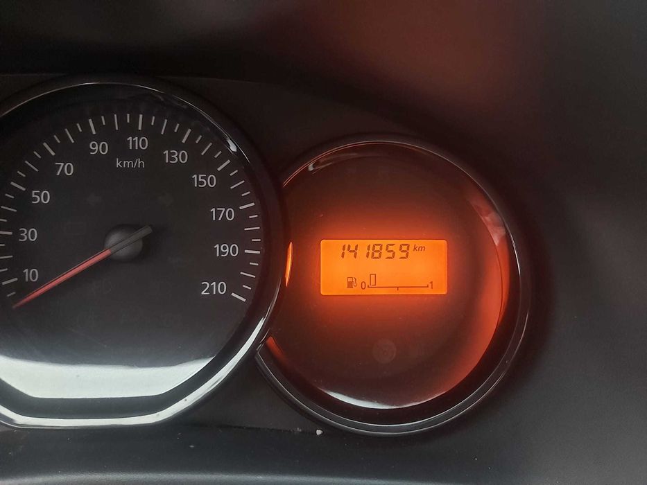 Dacia Sandero 2 (2013)