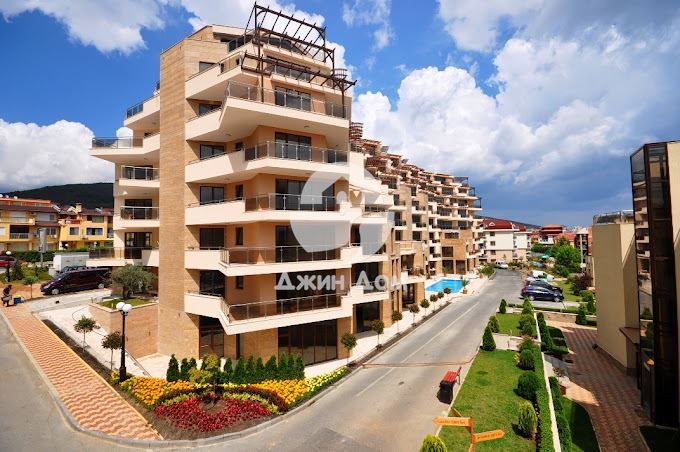 Продава се Двустаен апартамент в Свети Влас - 67 кв.м за 1717 €/кв.м - Снимка #9