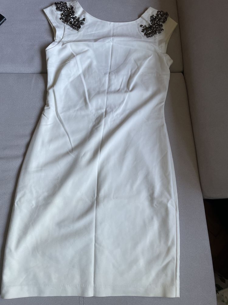 Бяла къса рокля Zara
