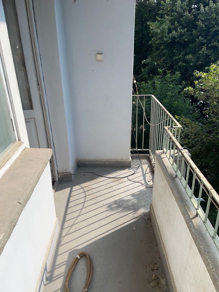 Продава се Тристаен апартамент в Плевен, Индустриална зона - 91 кв.м за 1044 €/кв.м - Снимка #3