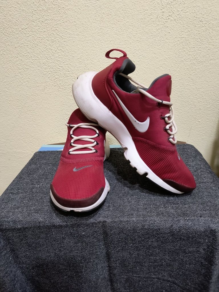 Nike Presto Fly Gym Nr 37,5 aproape noi!