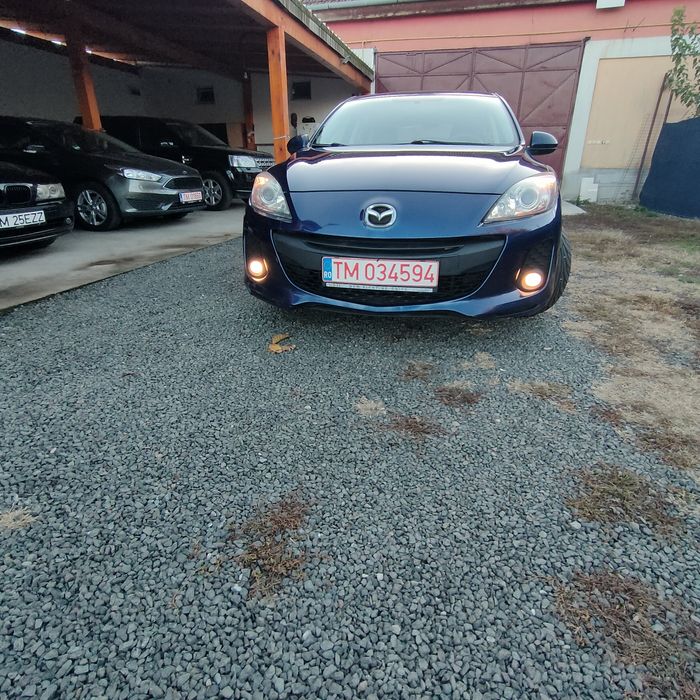 Mazda 3 benzina 1.6 2015 perfecta stare ieftin  GARANȚIE