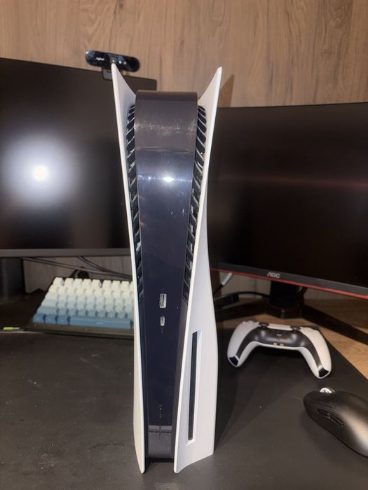 PS5 Disk Version, 1TB, 2 Controllere