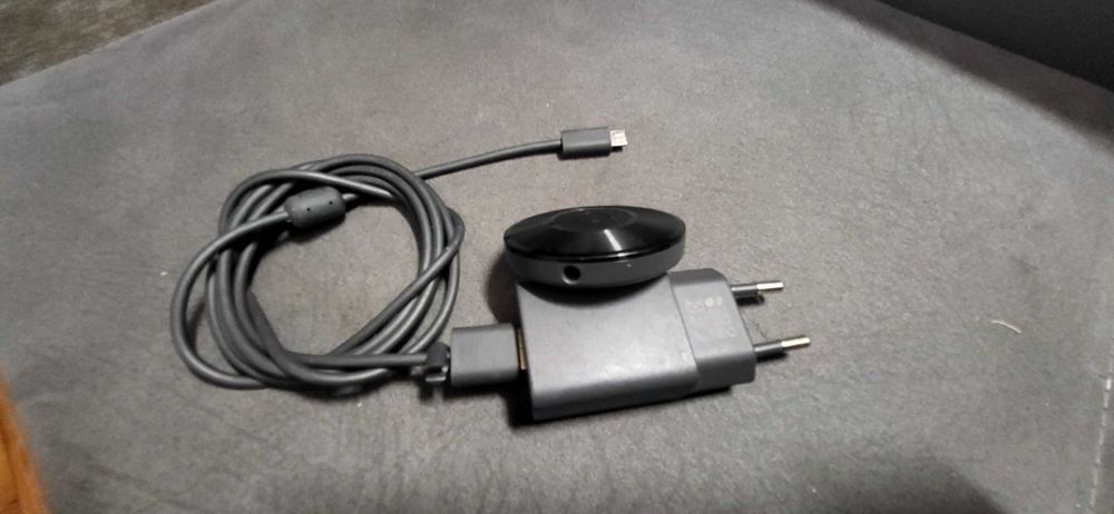 Google Chromecast Audio model Rux-J42