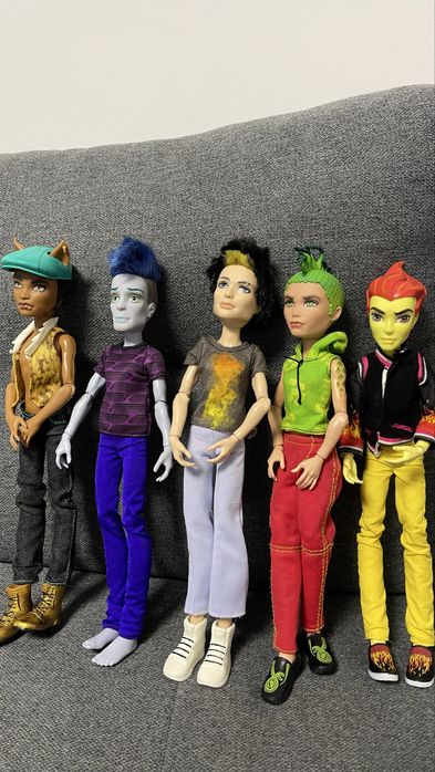 Papusi Monster High baieti