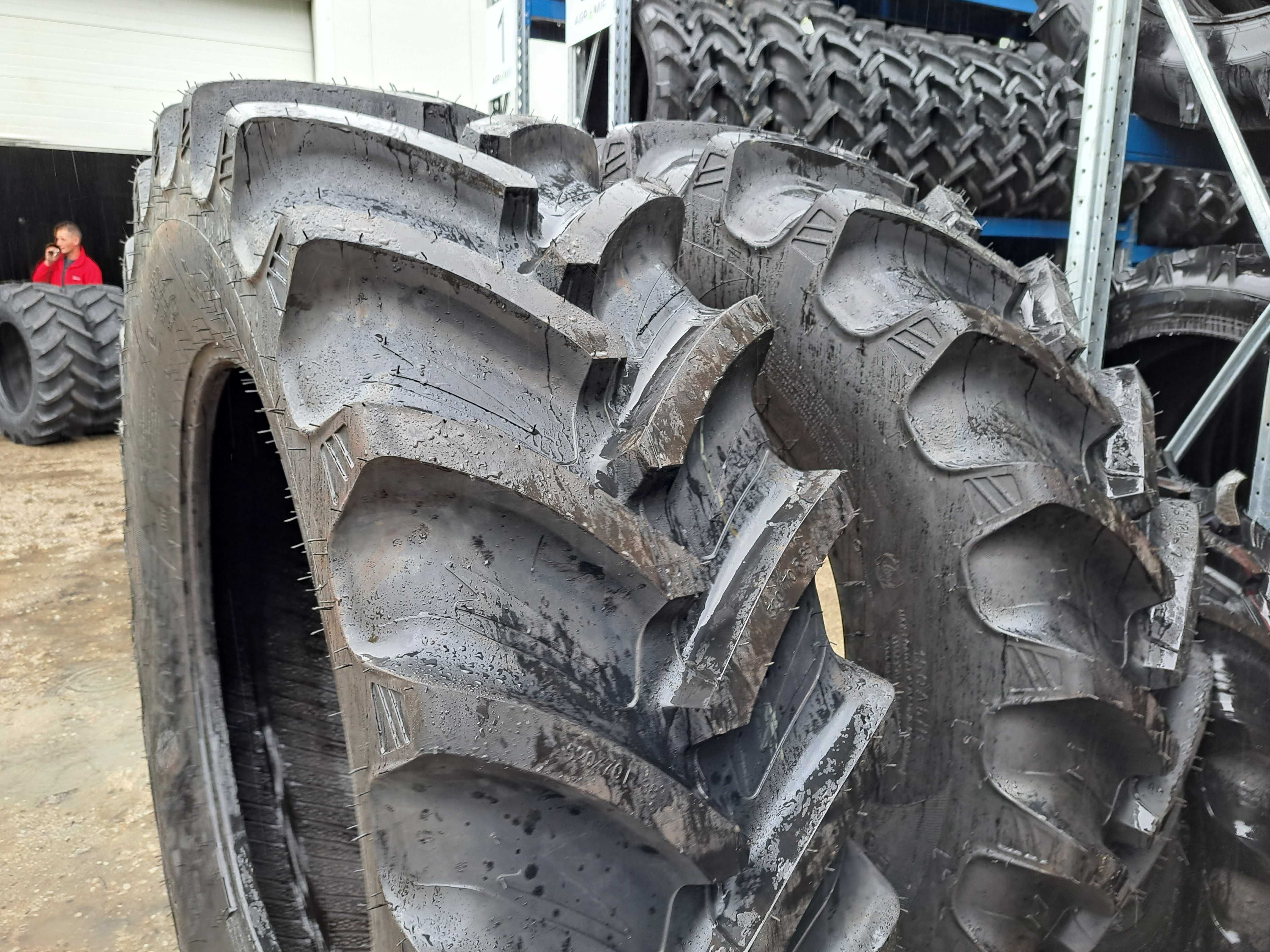 Cauciucuri radiale 520/70R38 marca MRL anvelope noi pentru TRACTOR