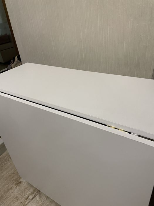 Стол книжка белый